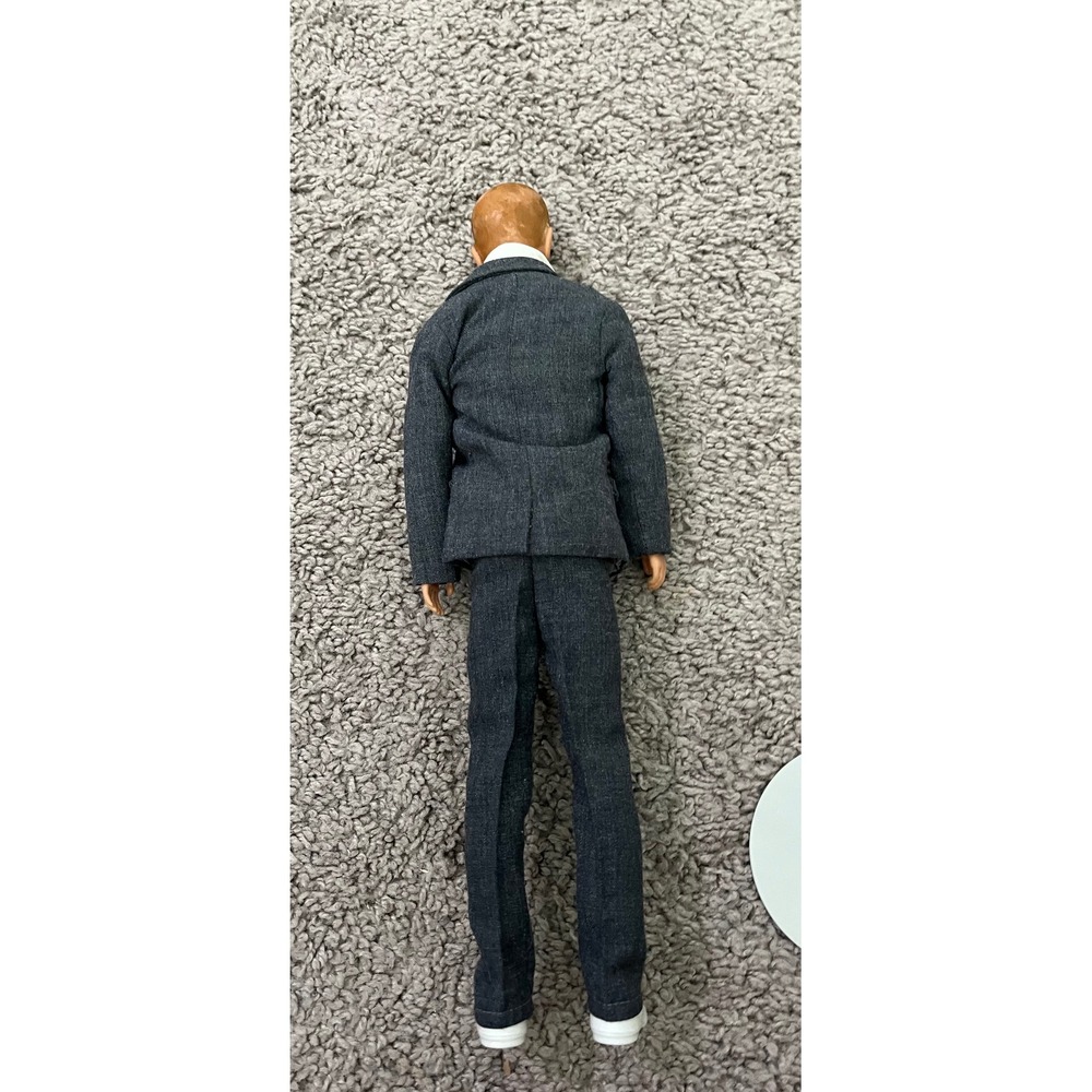 Vintage Mattel Ken Doll Grey Suit White Shirt Shoes and Stand Red Hair Blue Eyes - Picture 2 of 3
